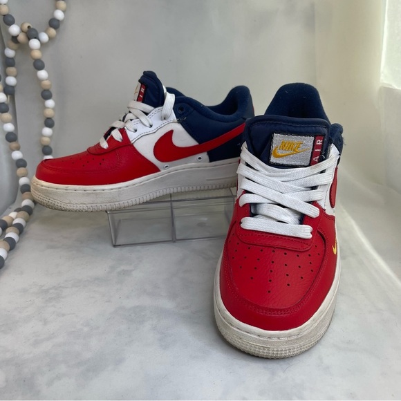 Nike Air Force 1 low red, white, and Blue Sneakers Big boy Size 4Y - Picture 9 of 9